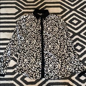 Black and white print top